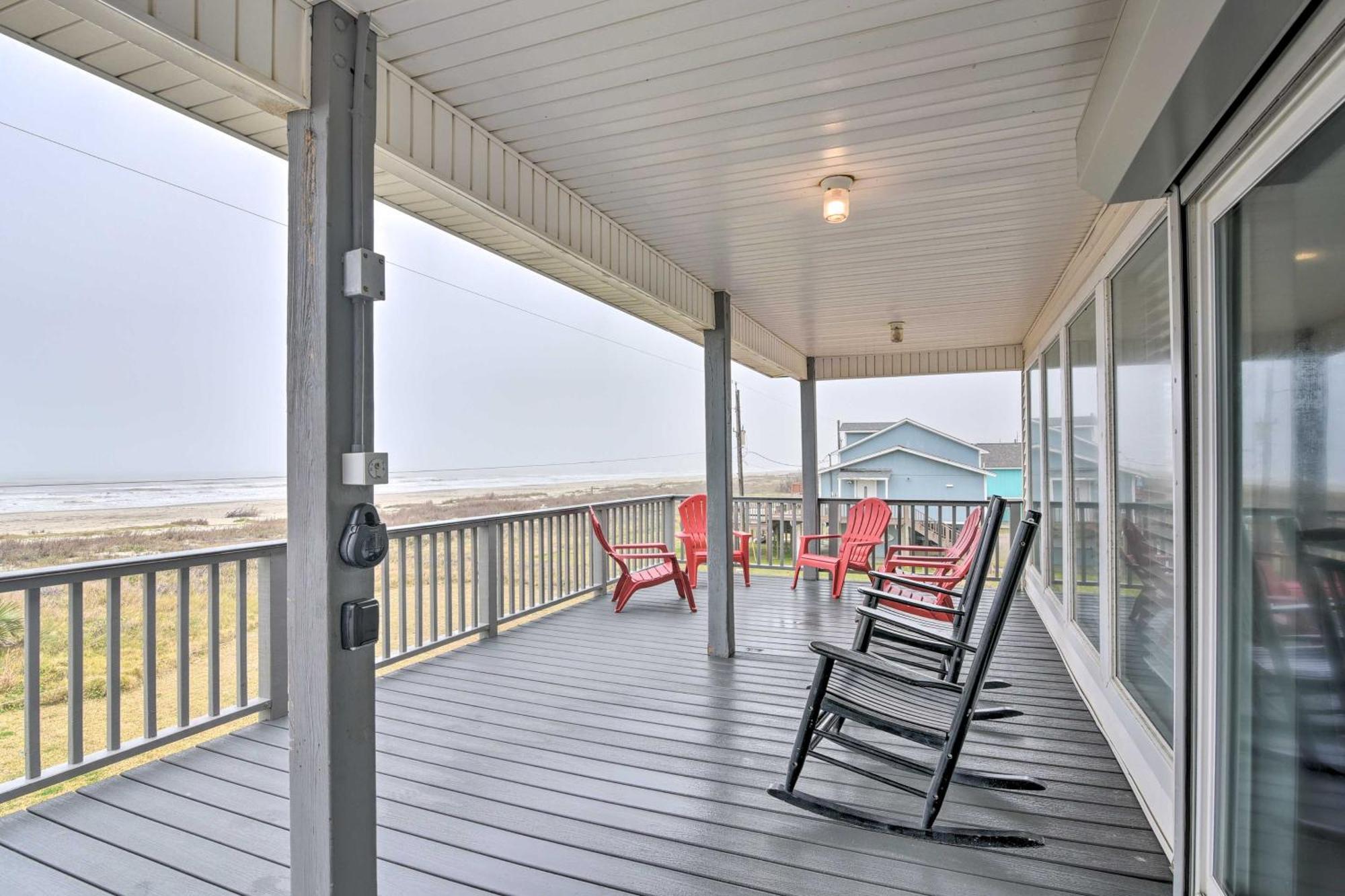 Oceanfront Galveston Home - Walk To Beach! Buitenkant foto